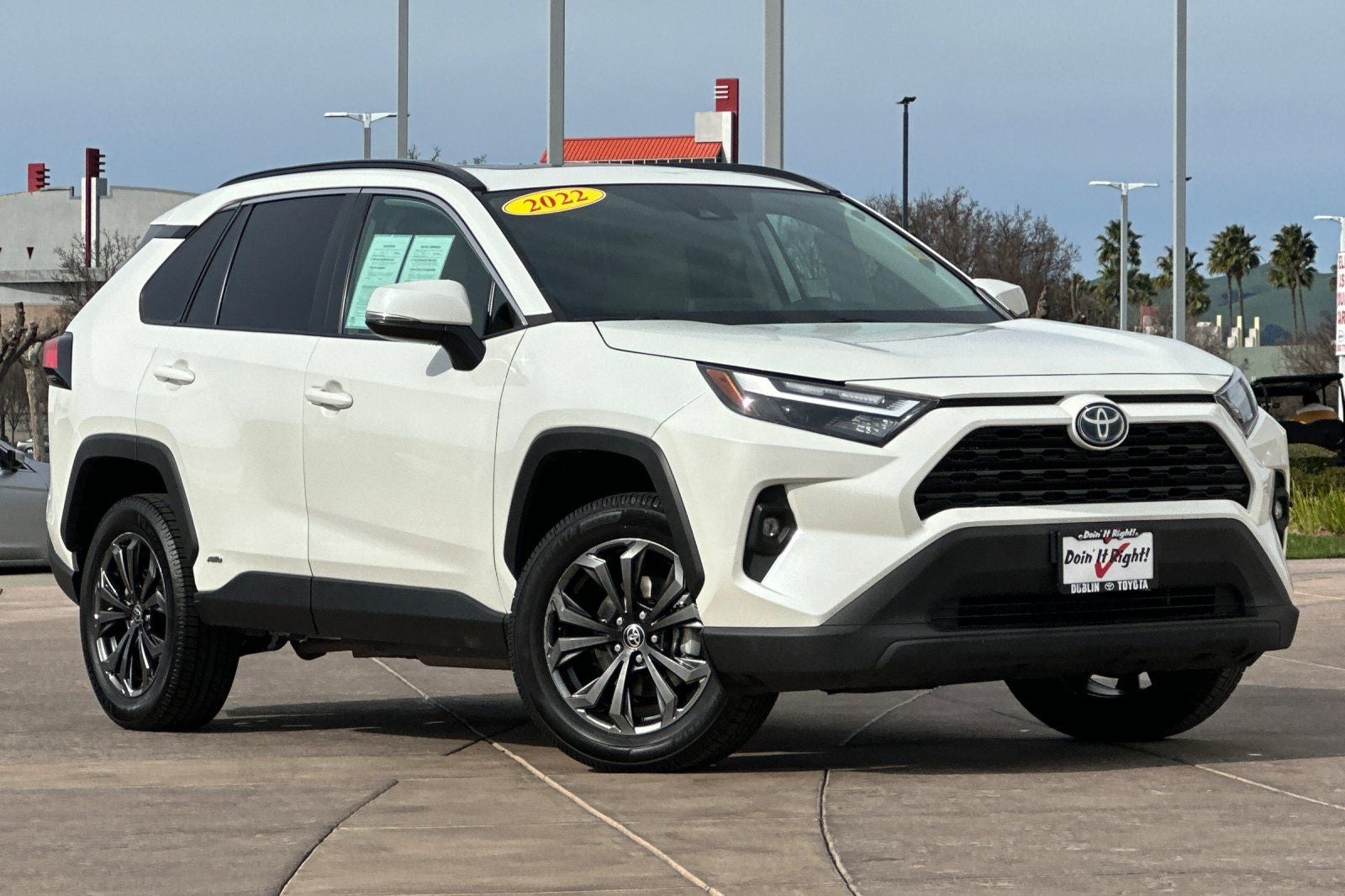 2022 Toyota RAV4 Hybrid XLE Premium
