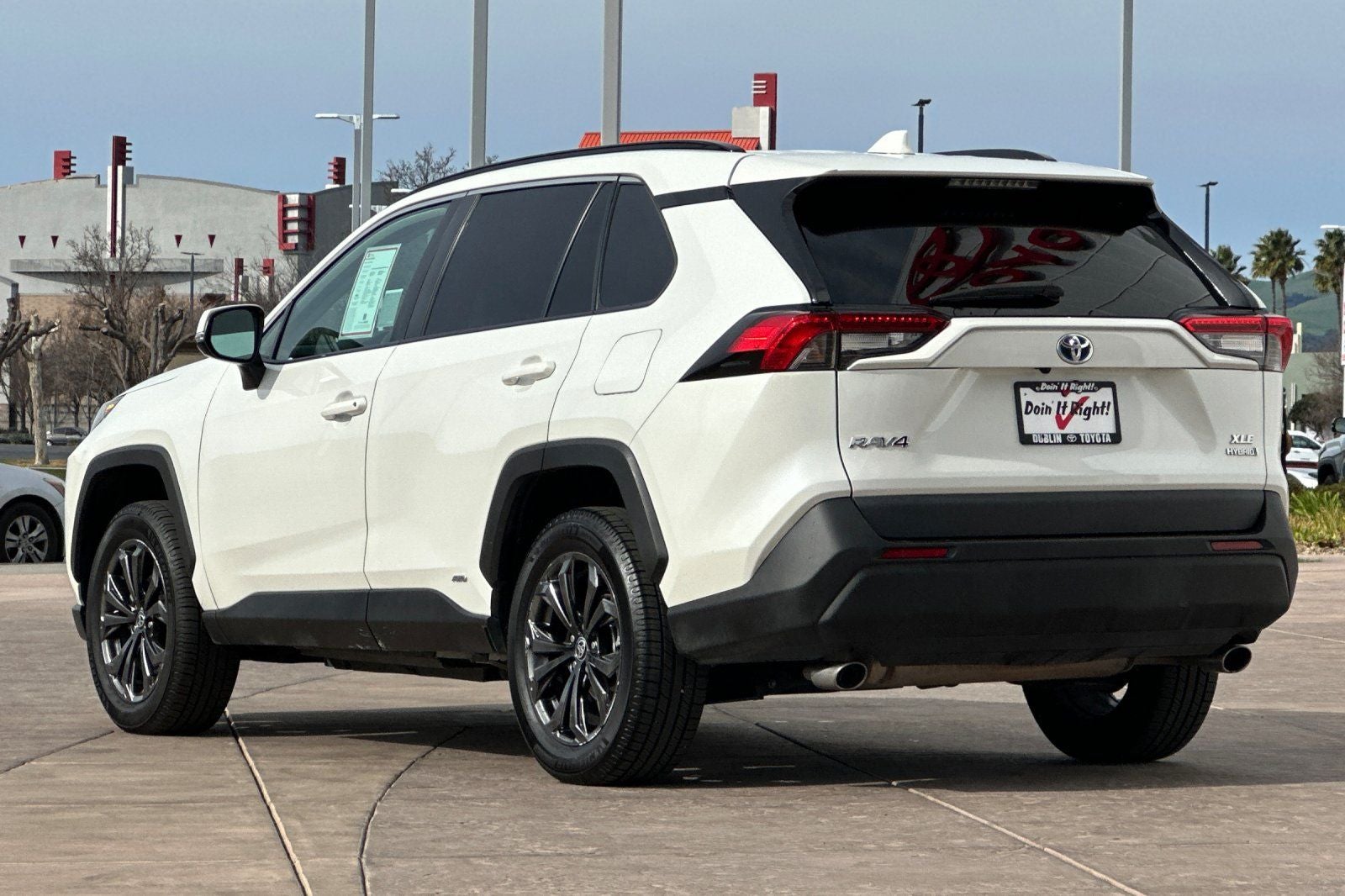 2022 Toyota RAV4 Hybrid XLE Premium