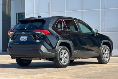 2022 Toyota RAV4 Hybrid XLE Premium