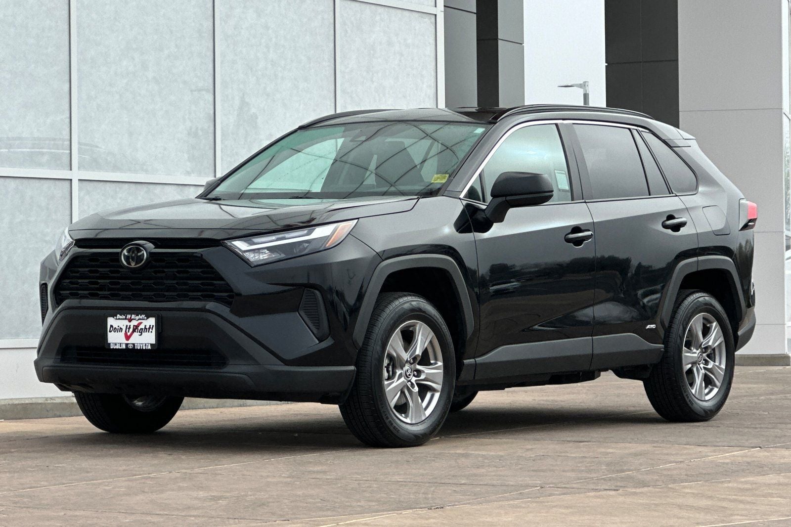2025 Toyota RAV4 Hybrid LE