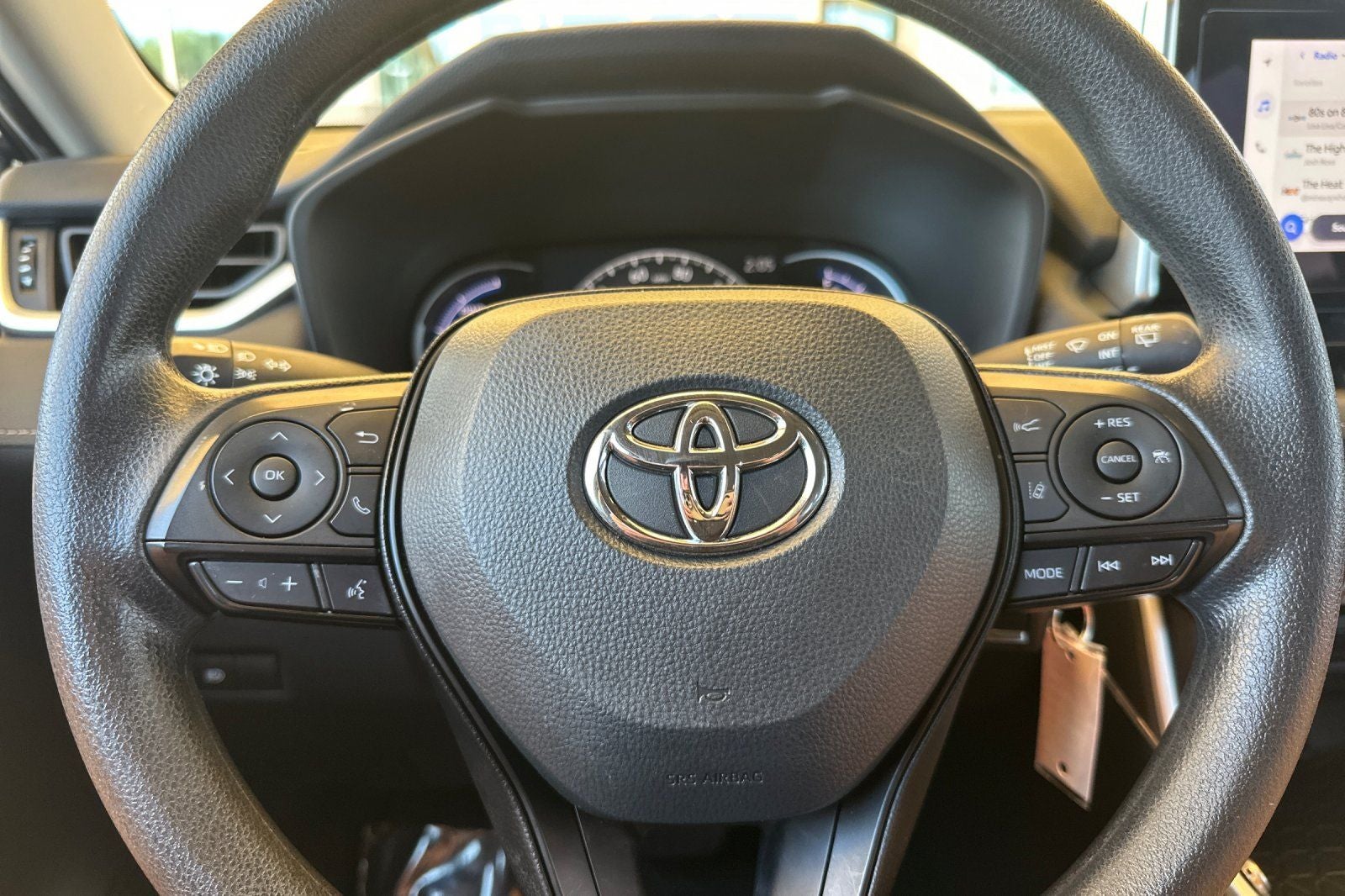 2023 Toyota RAV4 Hybrid LE