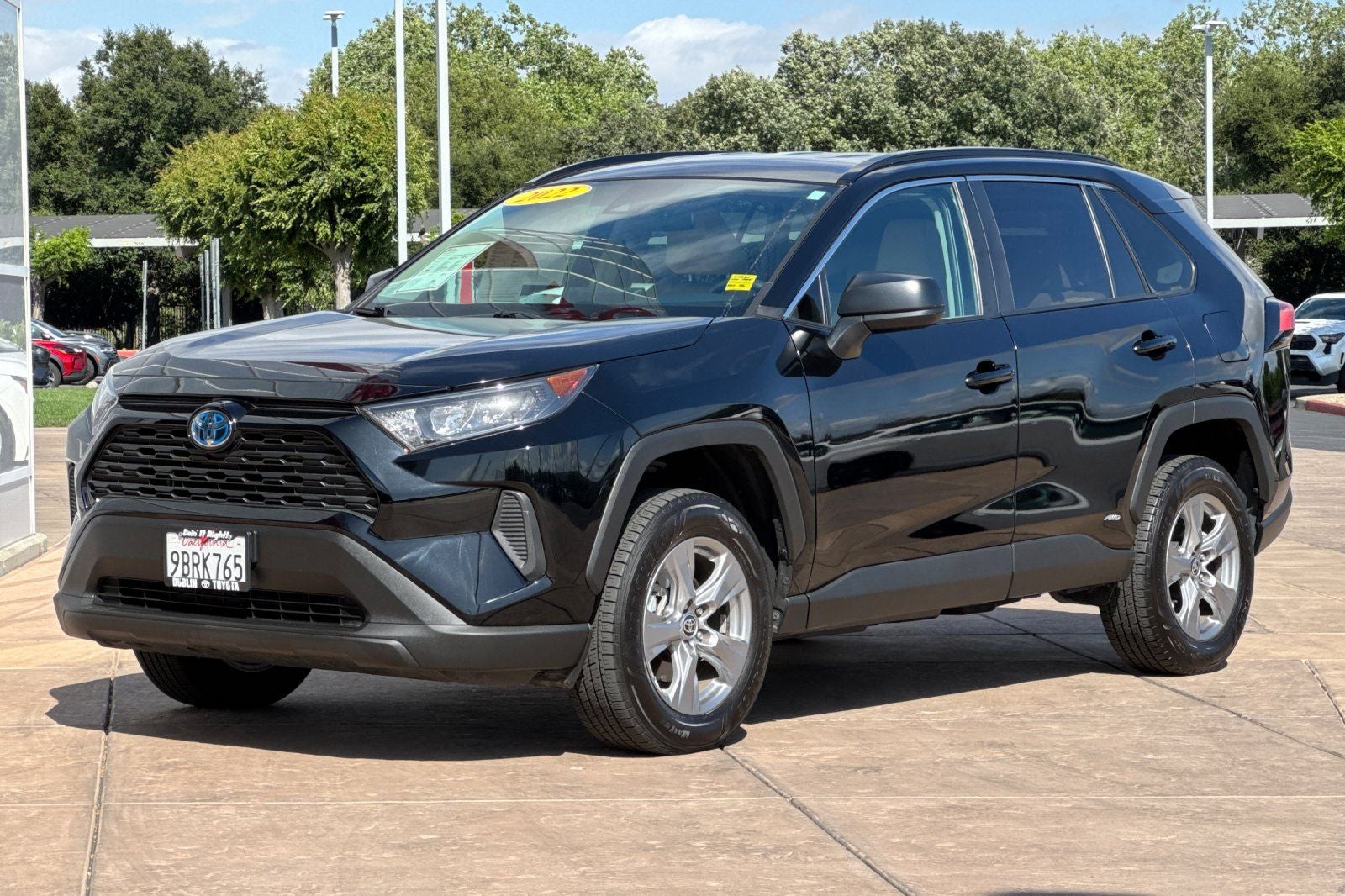 2022 Toyota RAV4 Hybrid LE