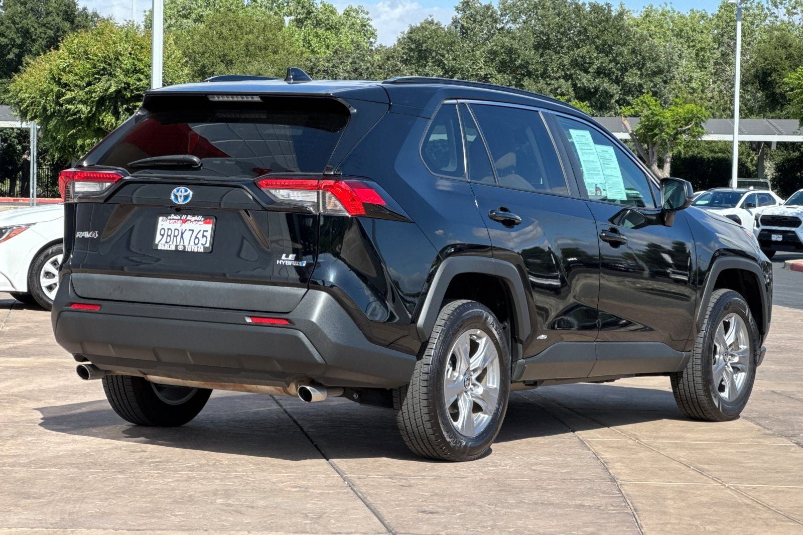 2022 Toyota RAV4 Hybrid LE