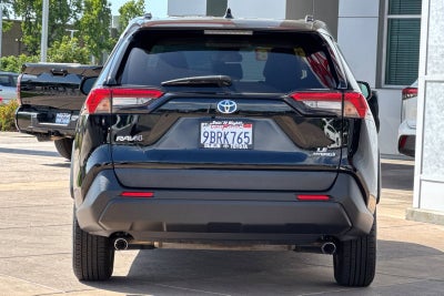 2022 Toyota RAV4 Hybrid LE