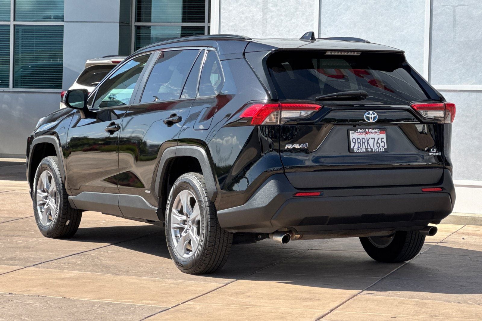 2022 Toyota RAV4 Hybrid LE
