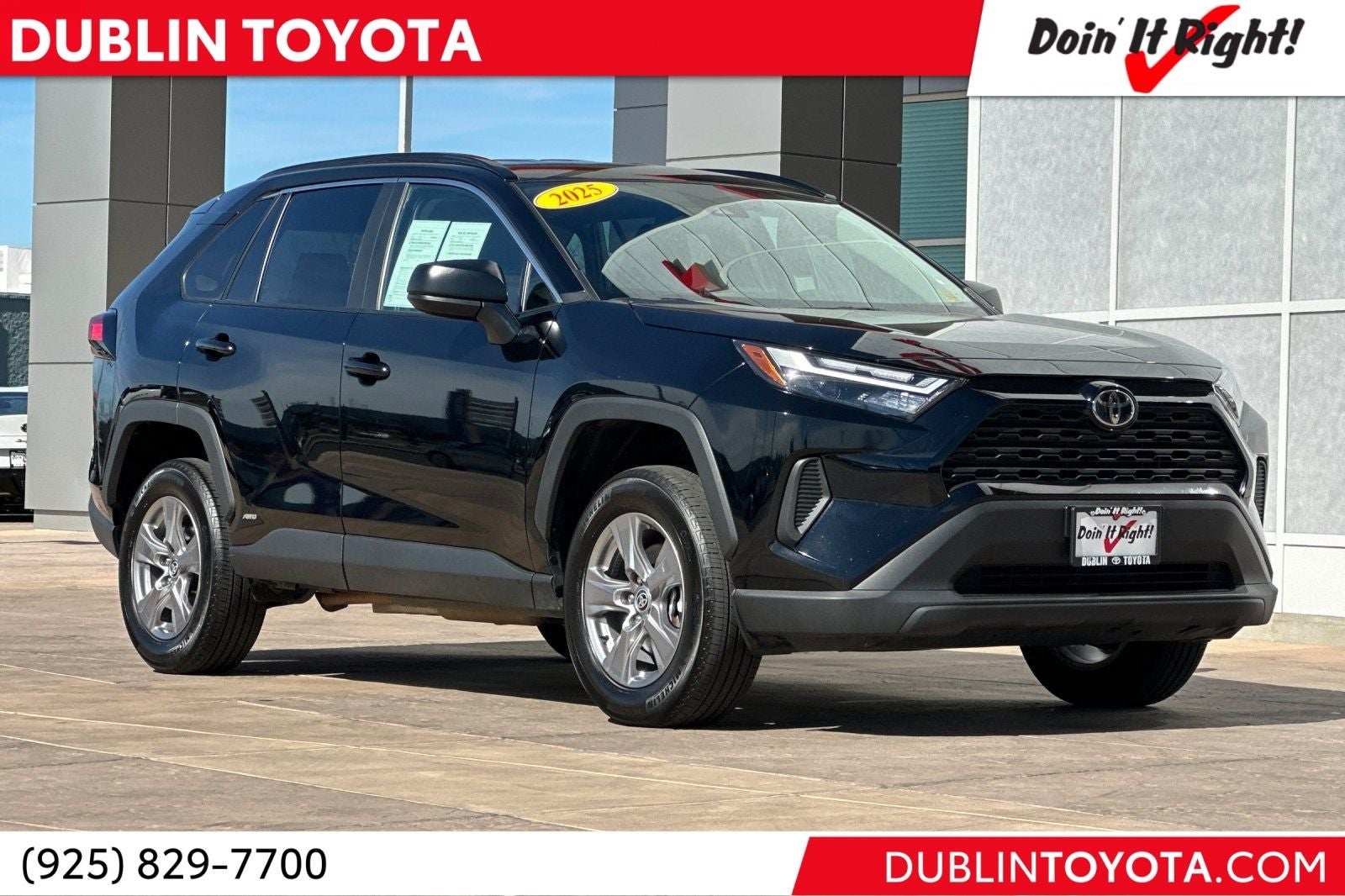 2025 Toyota RAV4 Hybrid LE