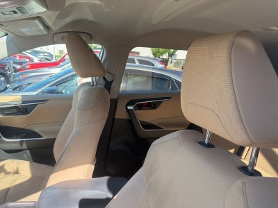 2022 Toyota RAV4 Hybrid LE