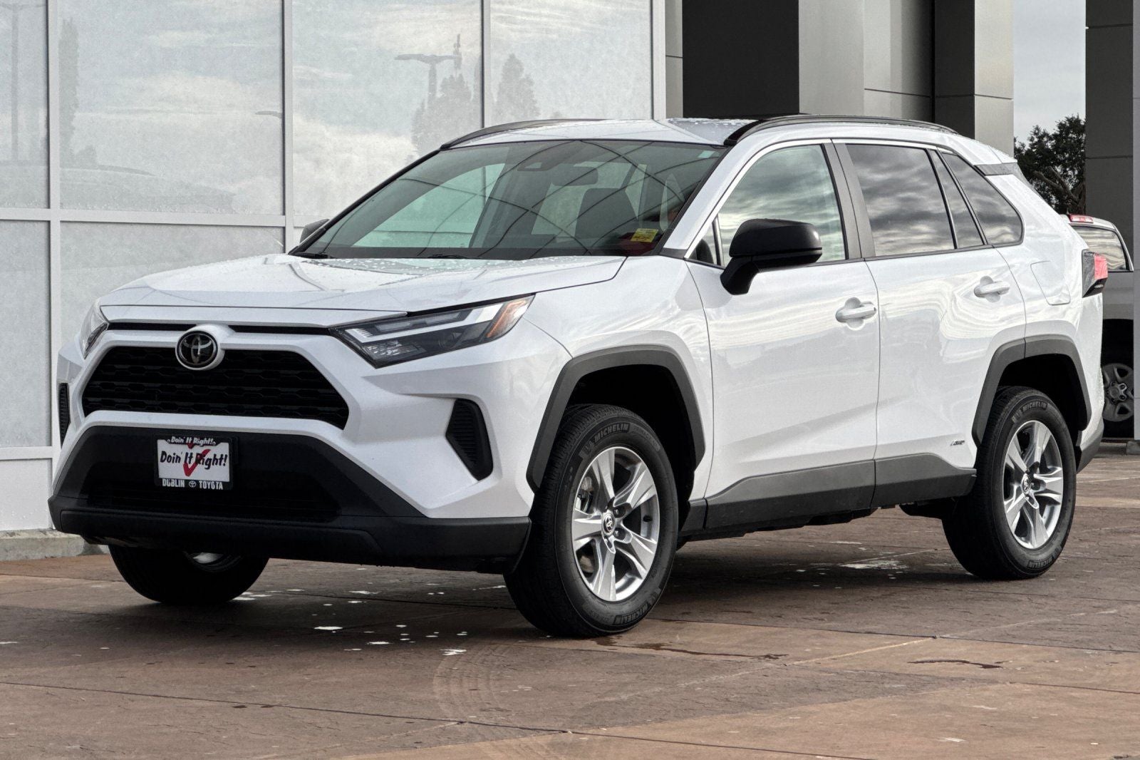 2025 Toyota RAV4 Hybrid LE