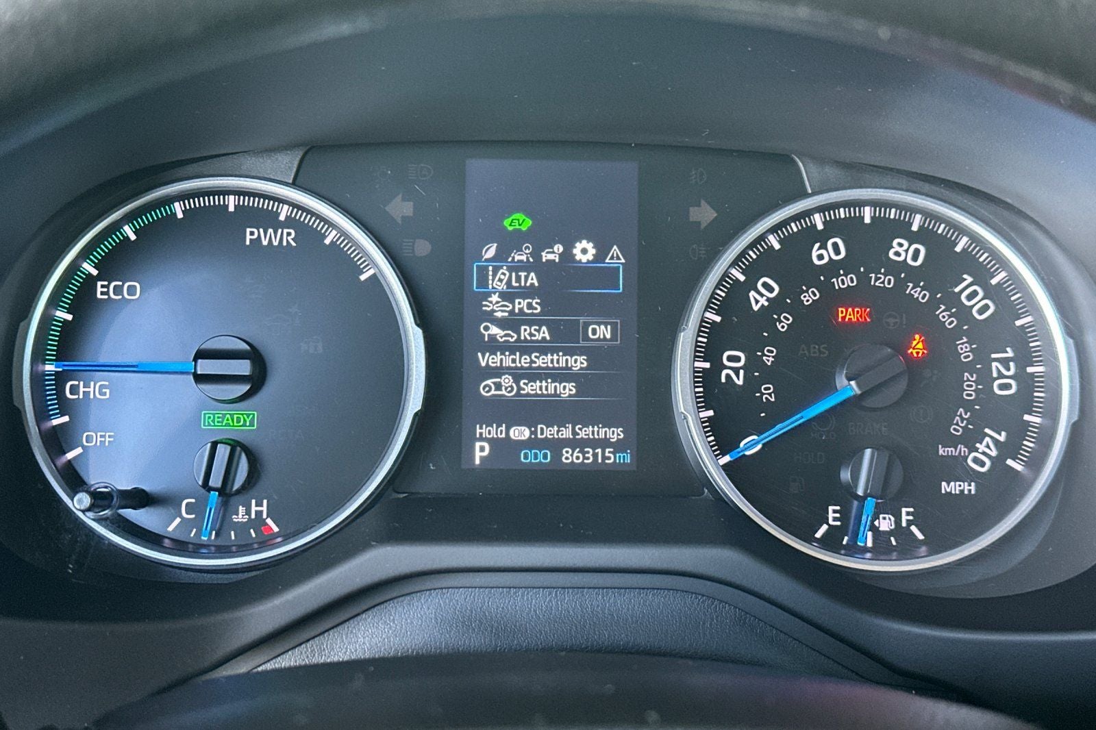 2022 Toyota RAV4 Hybrid LE