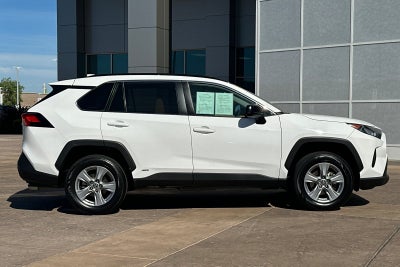 2022 Toyota RAV4 Hybrid LE