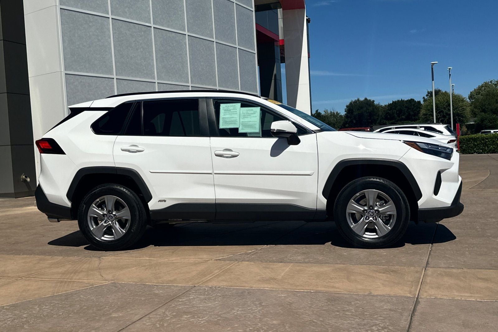 2024 Toyota RAV4 Hybrid LE