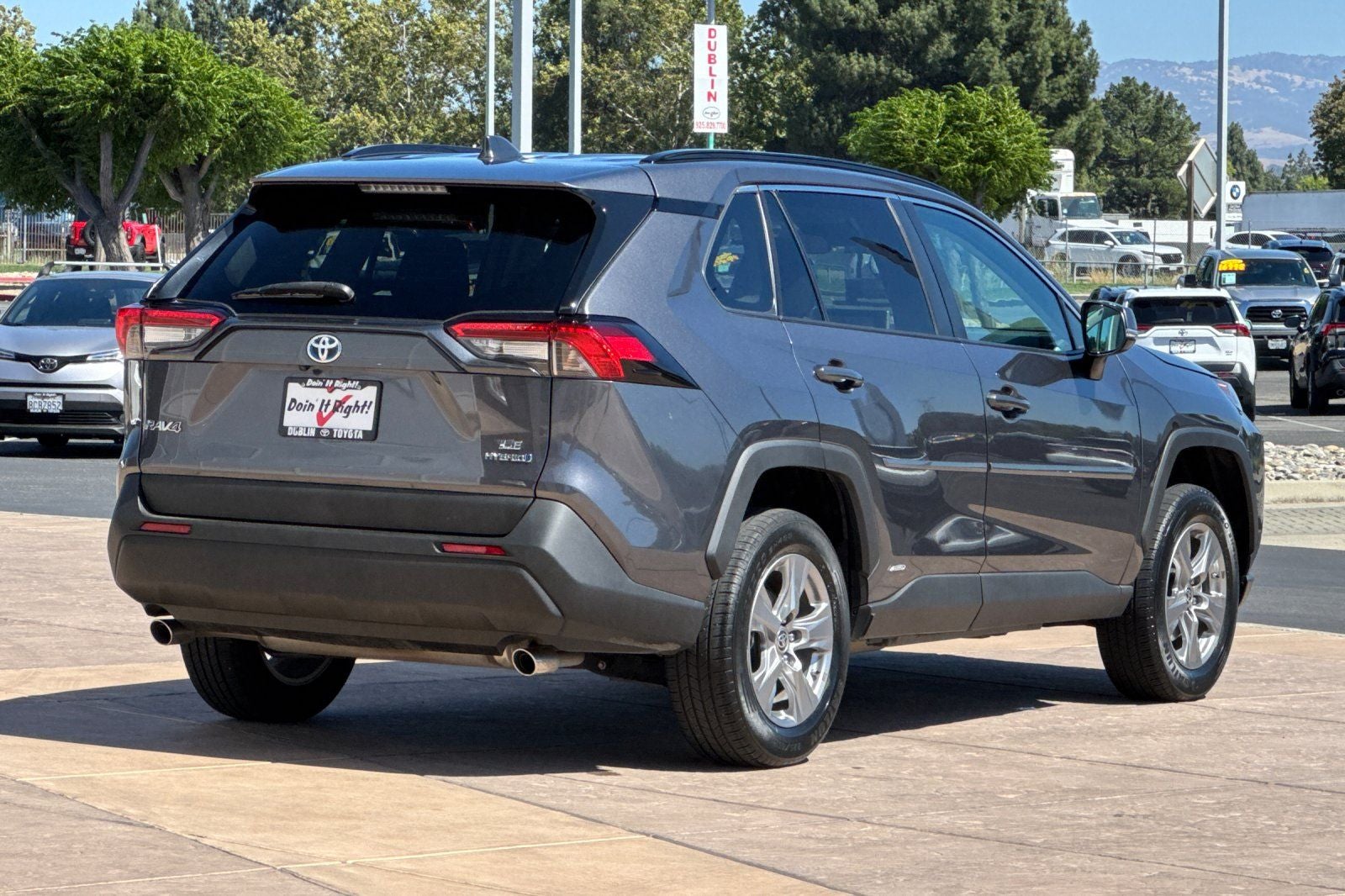 2024 Toyota RAV4 Hybrid LE