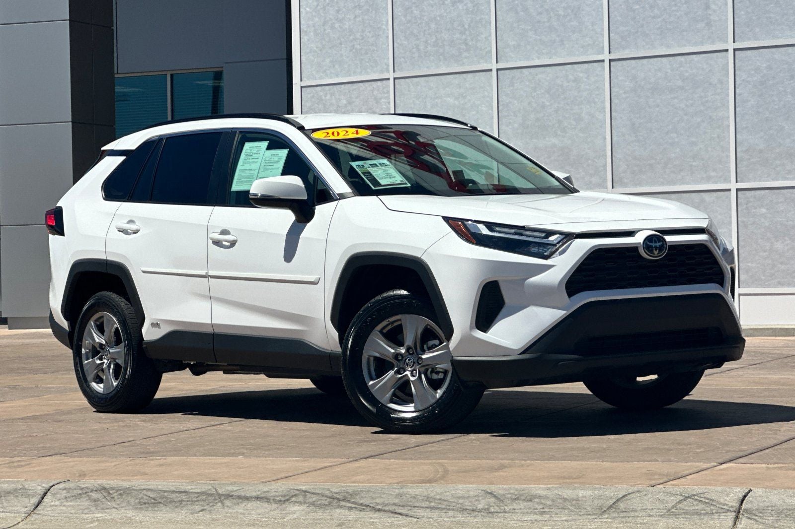 2024 Toyota RAV4 Hybrid LE