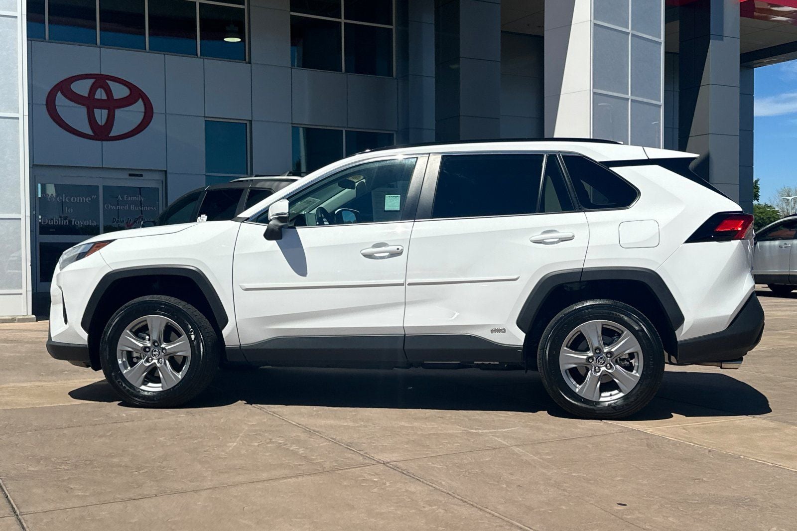 2024 Toyota RAV4 Hybrid LE