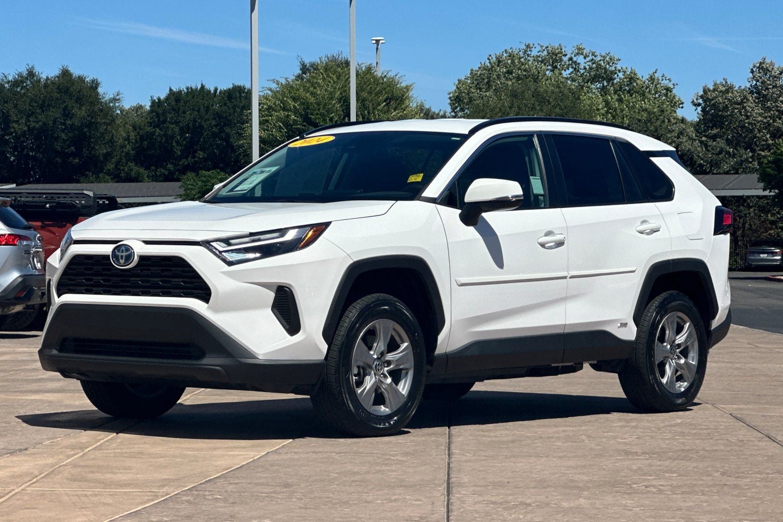 2024 Toyota RAV4 Hybrid LE