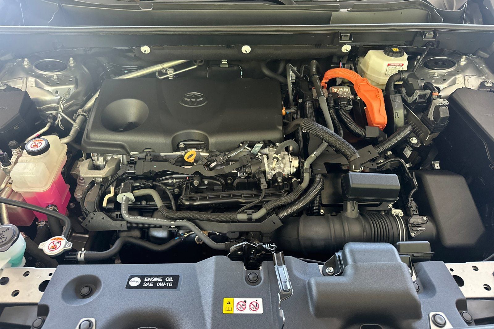 2023 Toyota RAV4 Hybrid LE