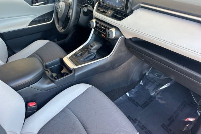 2021 Toyota RAV4 Hybrid XLE
