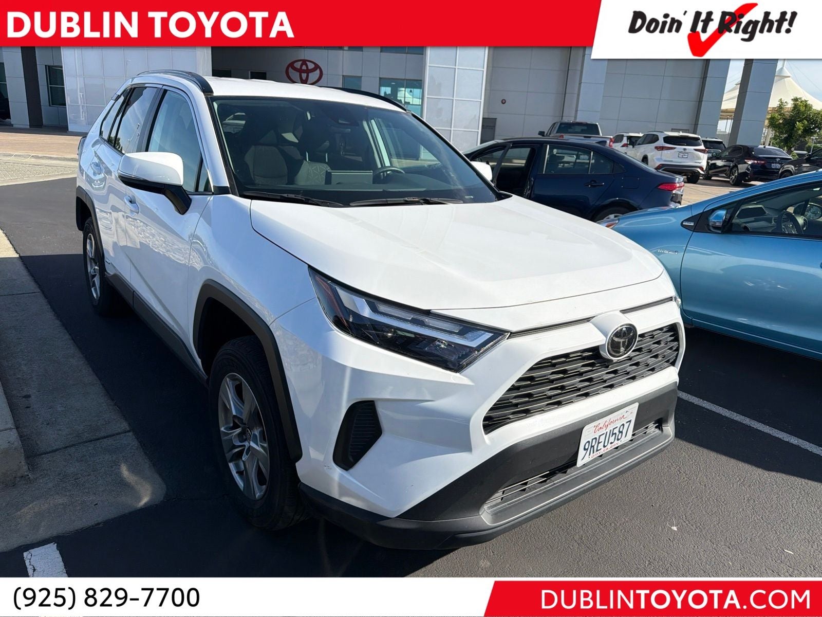 2025 Toyota RAV4 Hybrid XLE