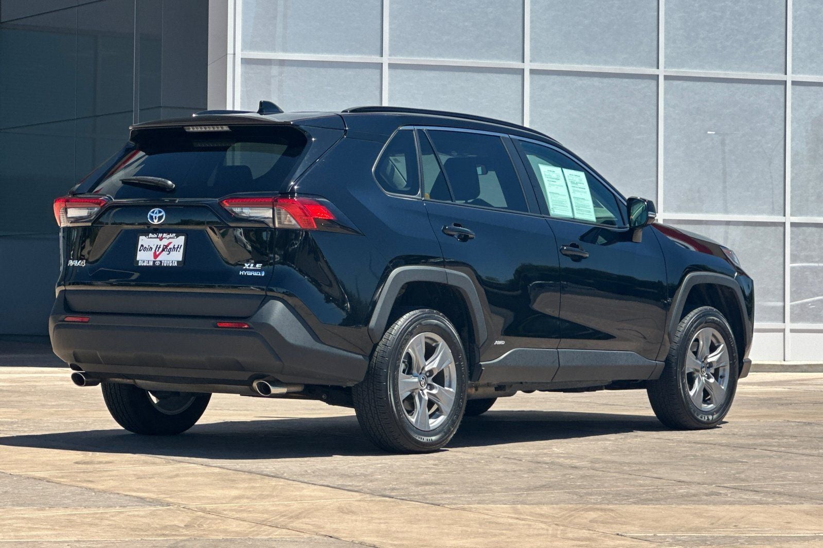 2024 Toyota RAV4 Hybrid XLE