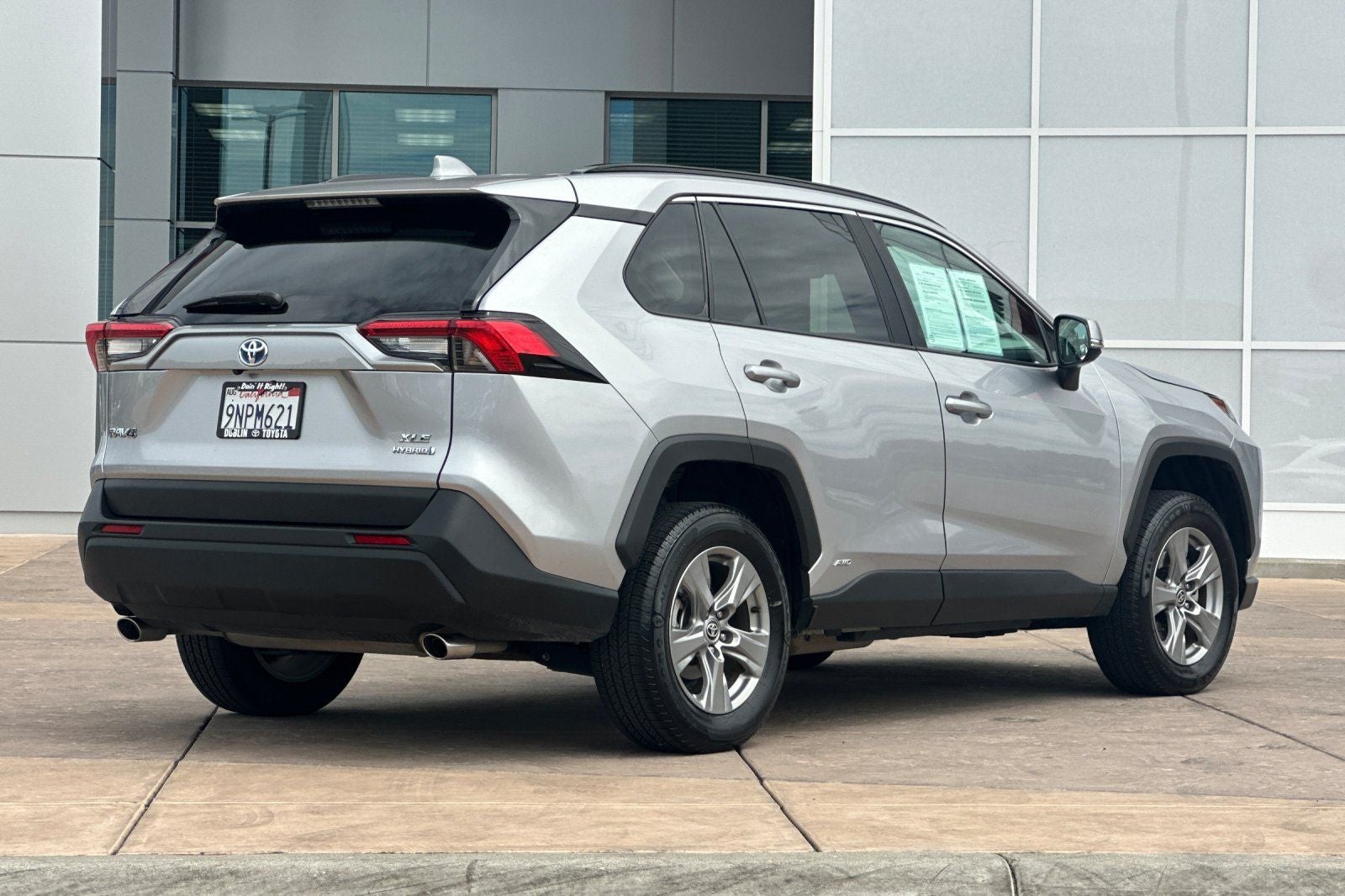 2024 Toyota RAV4 Hybrid XLE