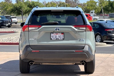 2022 Toyota RAV4 Hybrid XLE