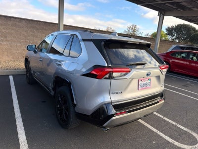 2022 Toyota RAV4 Hybrid SE