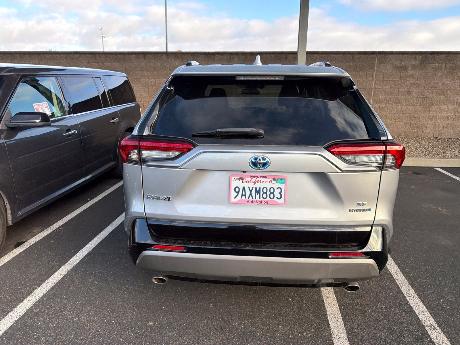2022 Toyota RAV4 Hybrid SE