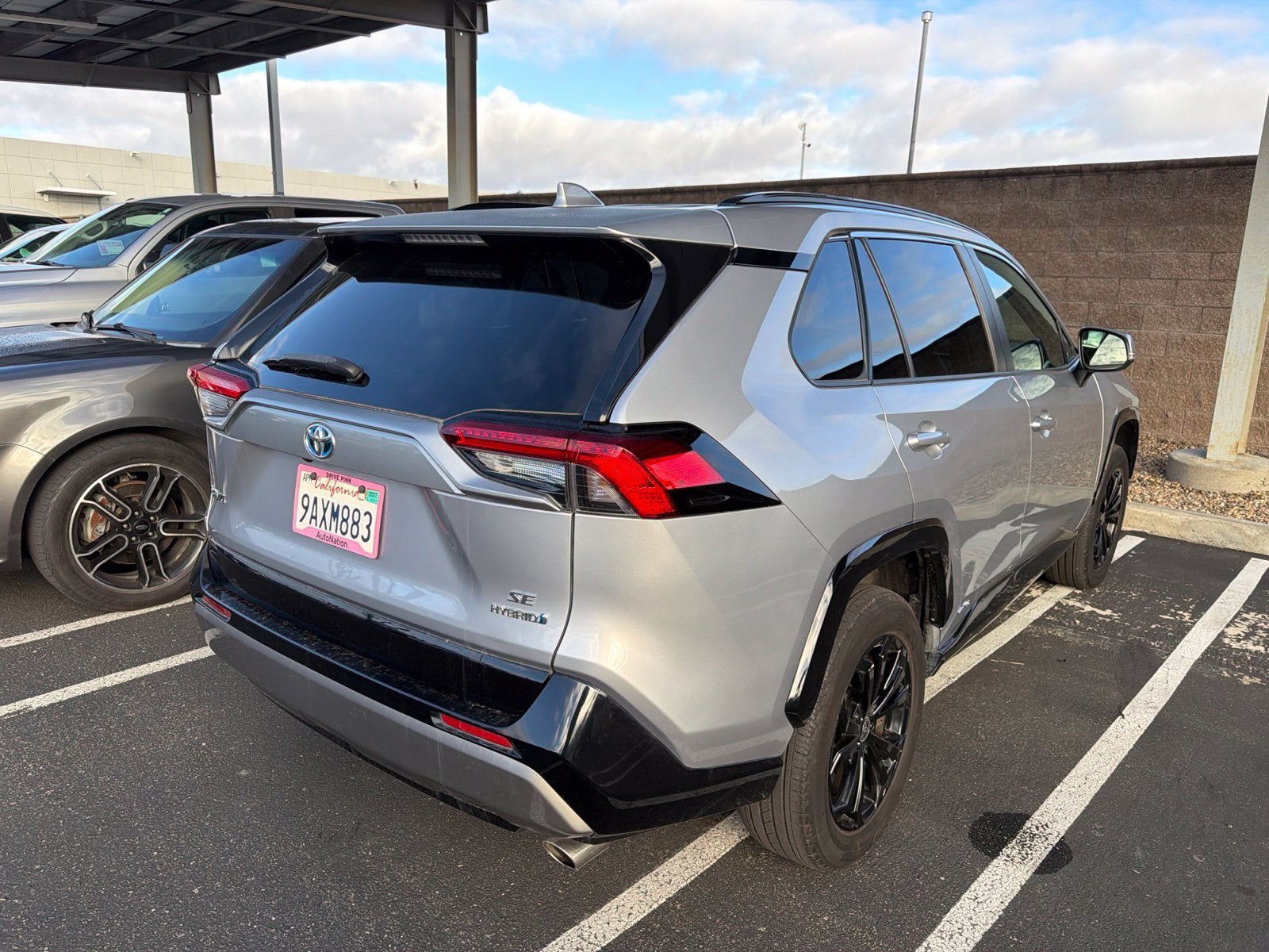 2022 Toyota RAV4 Hybrid SE