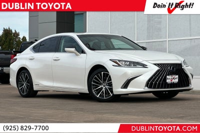 2022 Lexus ES 300h