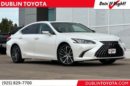 2022 Lexus ES 300h