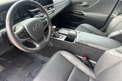 2022 Lexus ES 300h