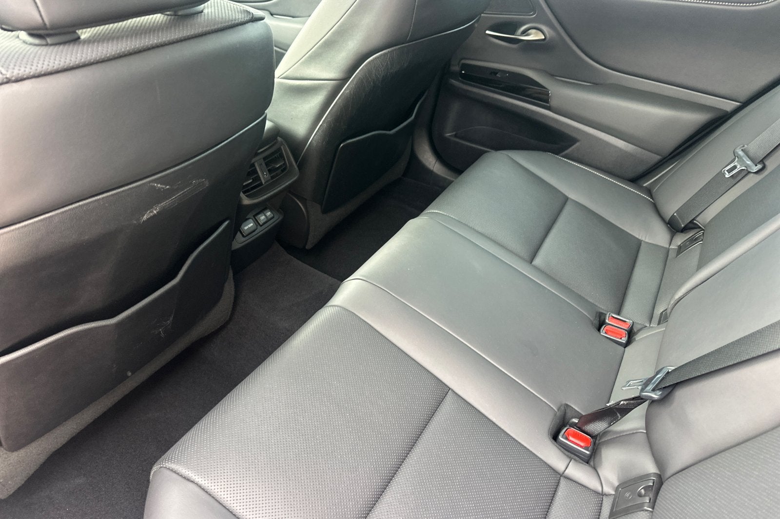 2022 Lexus ES 300h