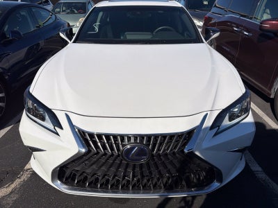 2022 Lexus ES 300h