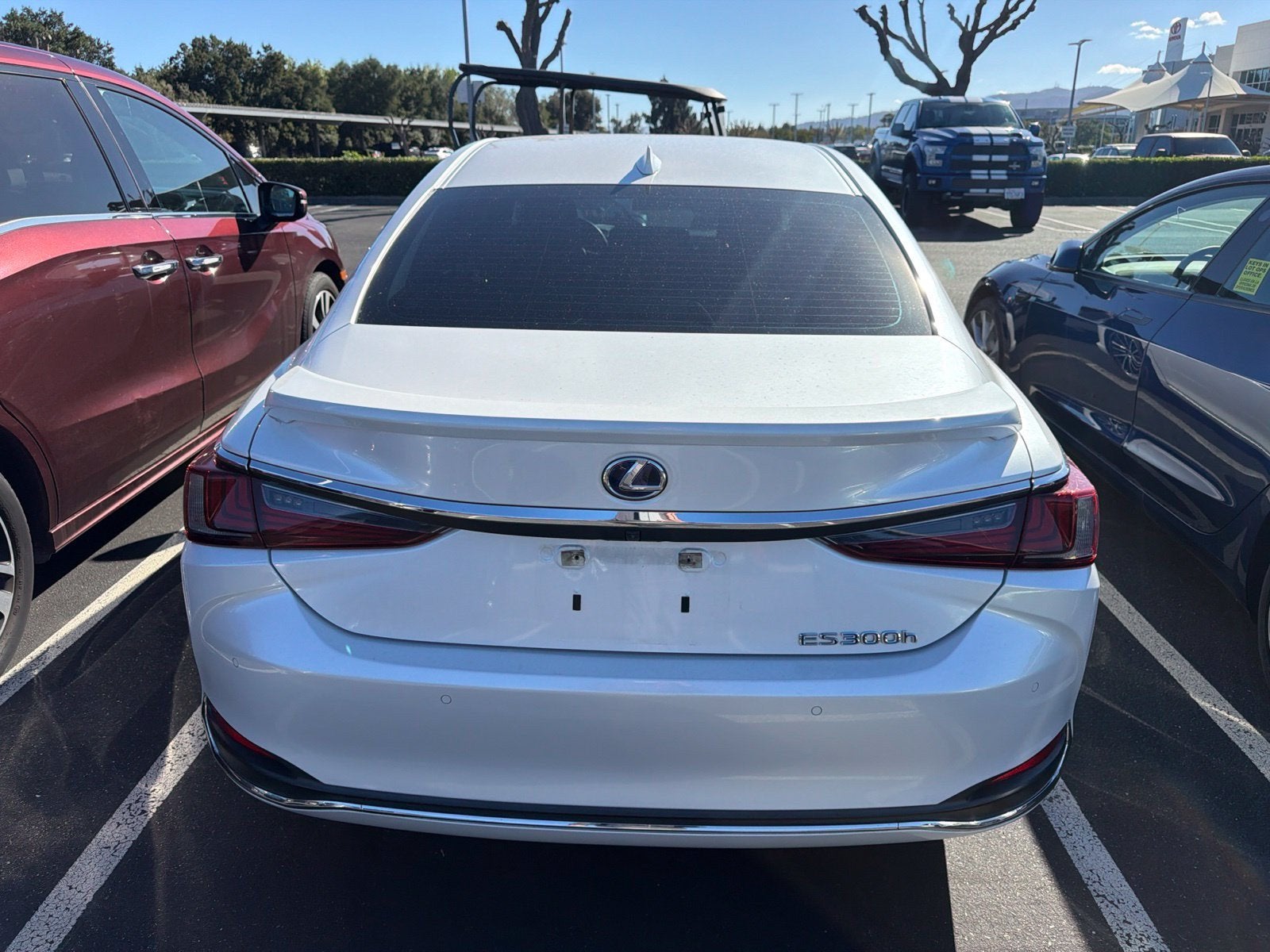 2022 Lexus ES 300h