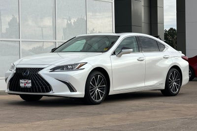 2022 Lexus ES 300h