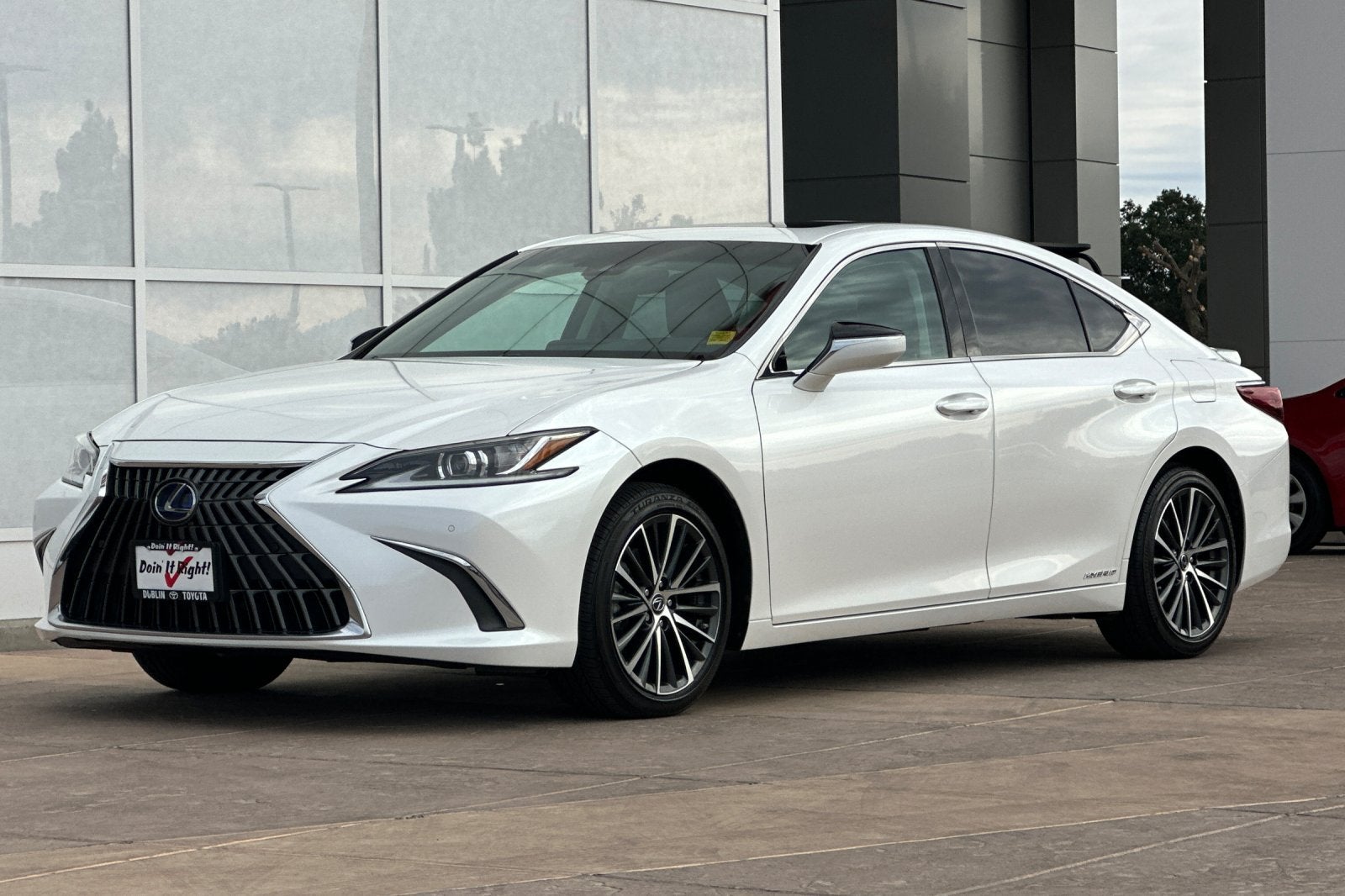 2022 Lexus ES 300h