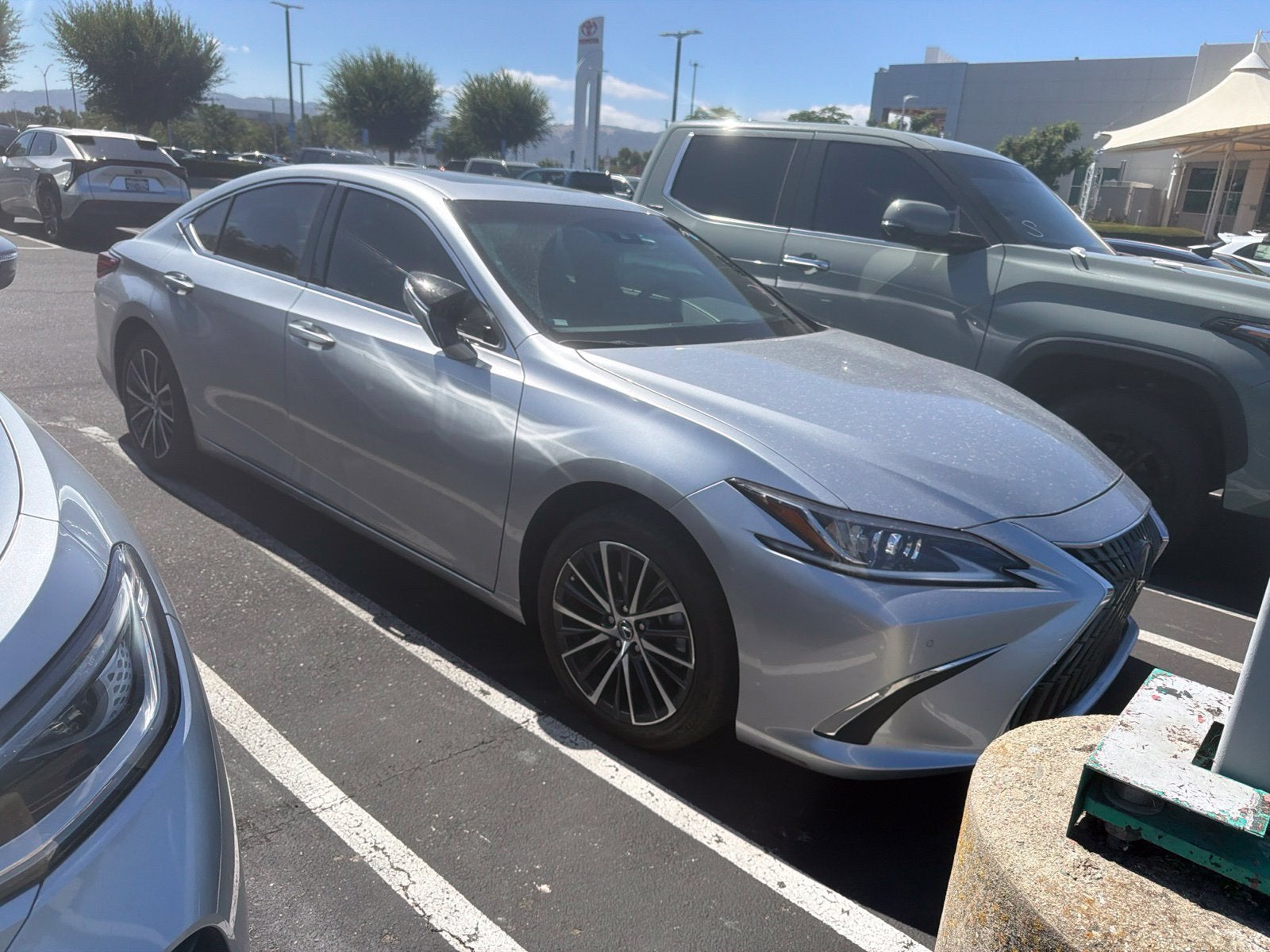 2024 Lexus ES 350
