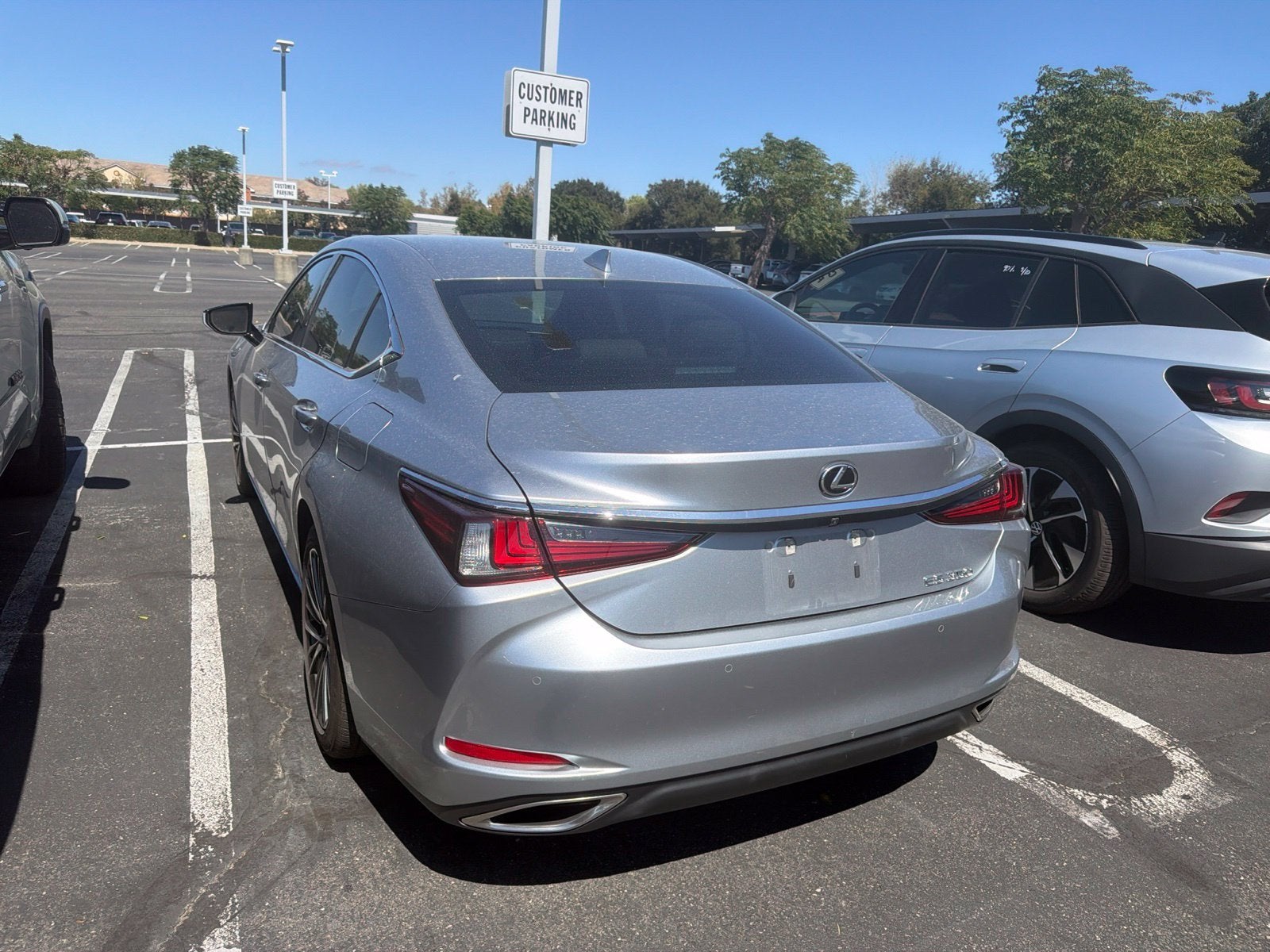 2024 Lexus ES 350