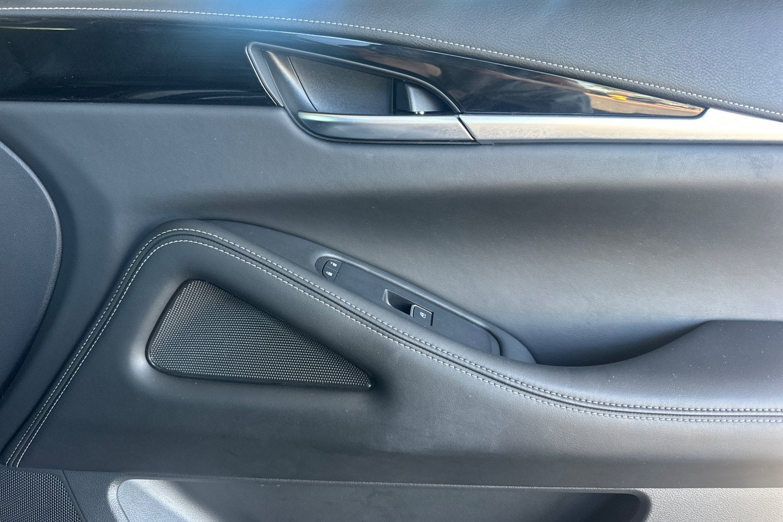 2023 INFINITI QX60 PURE