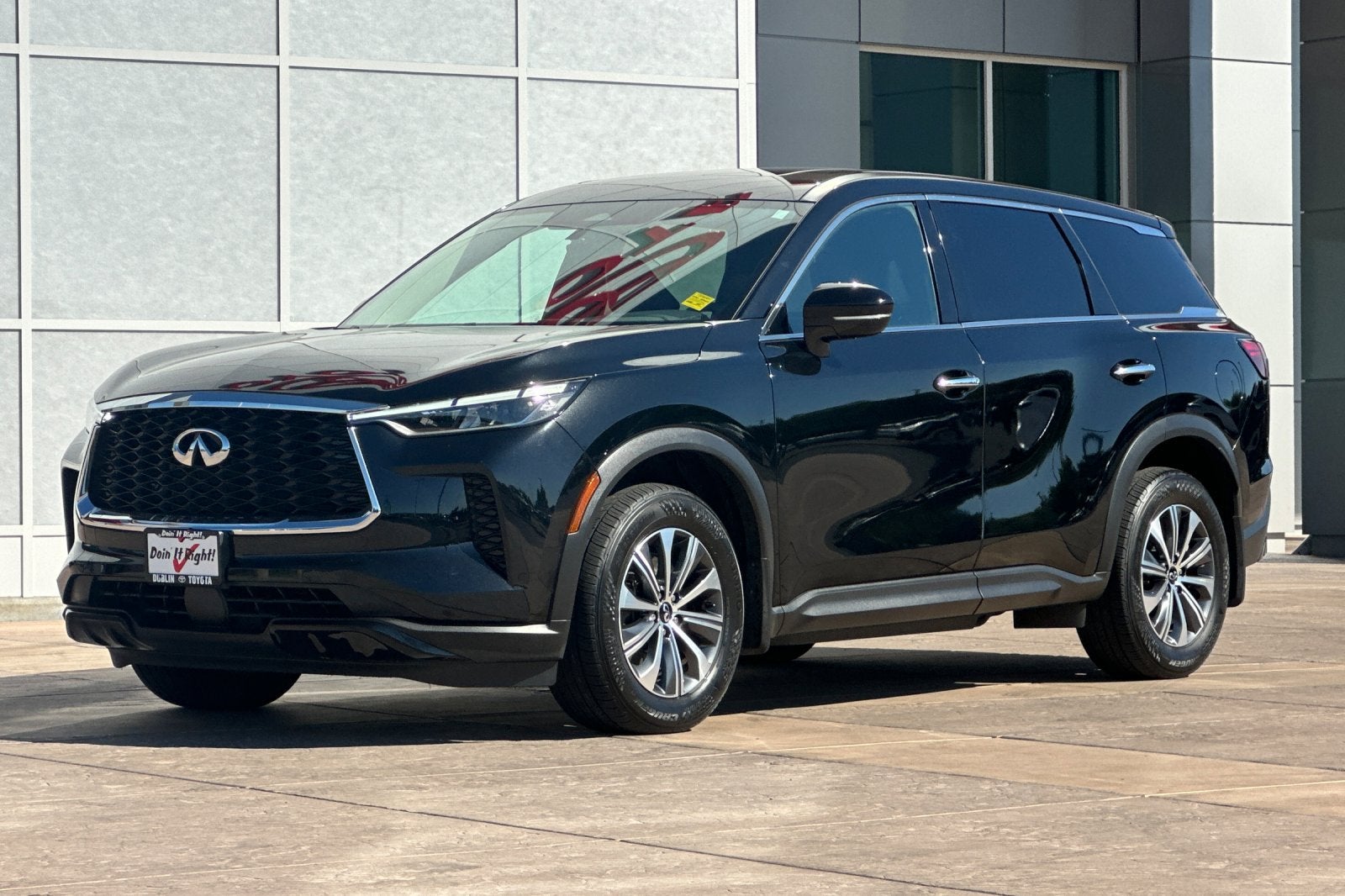 2023 INFINITI QX60 PURE