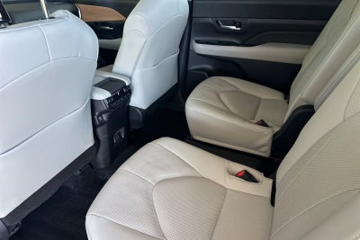 2025 Toyota Grand Highlander Platinum