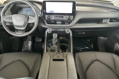 2025 Toyota Grand Highlander XLE