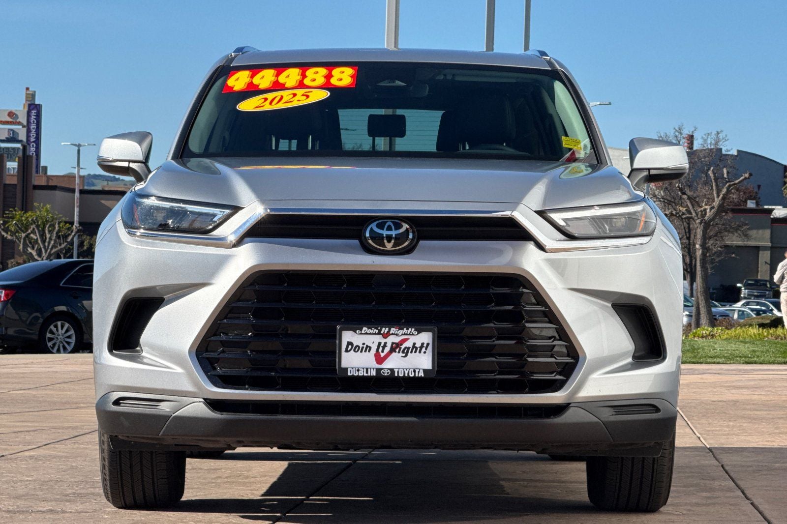 2025 Toyota Grand Highlander LE