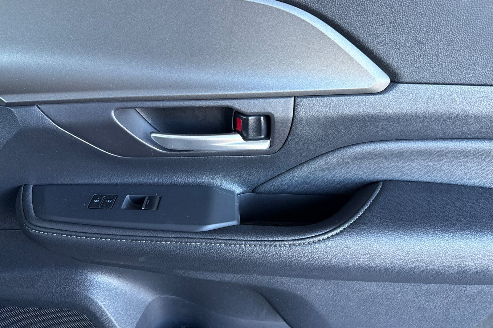 2025 Toyota Grand Highlander LE