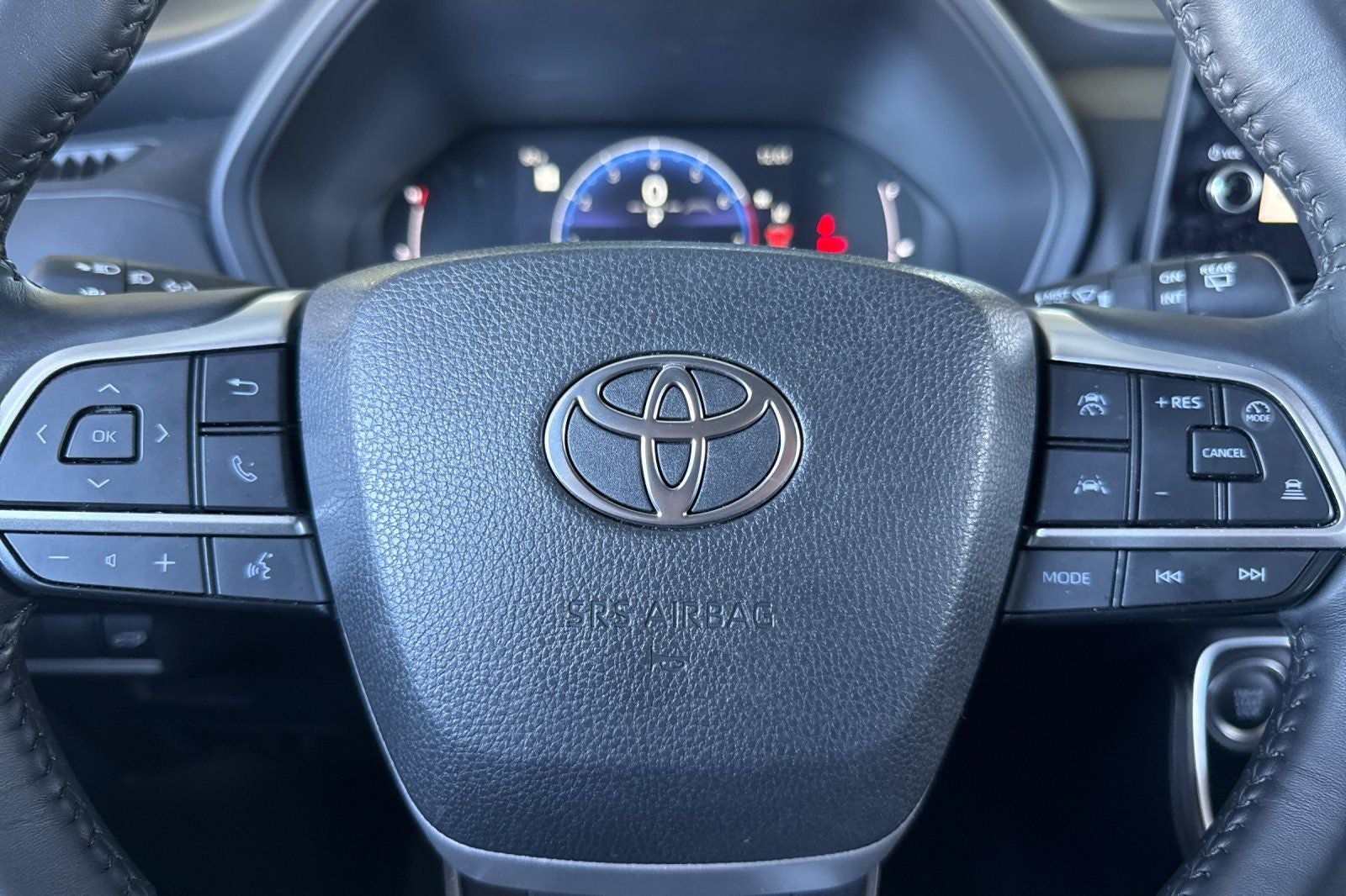 2025 Toyota Grand Highlander LE