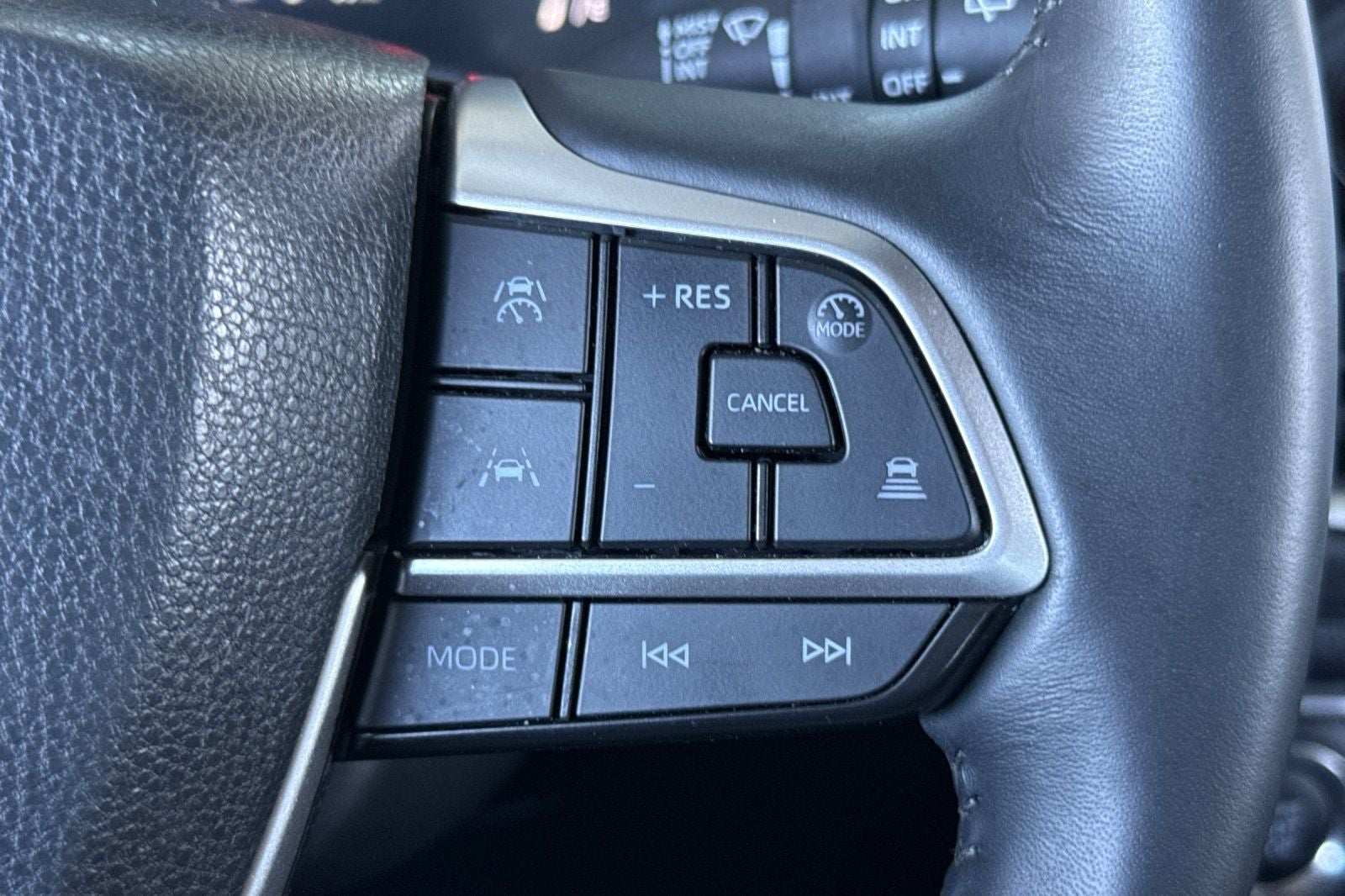 2025 Toyota Grand Highlander LE