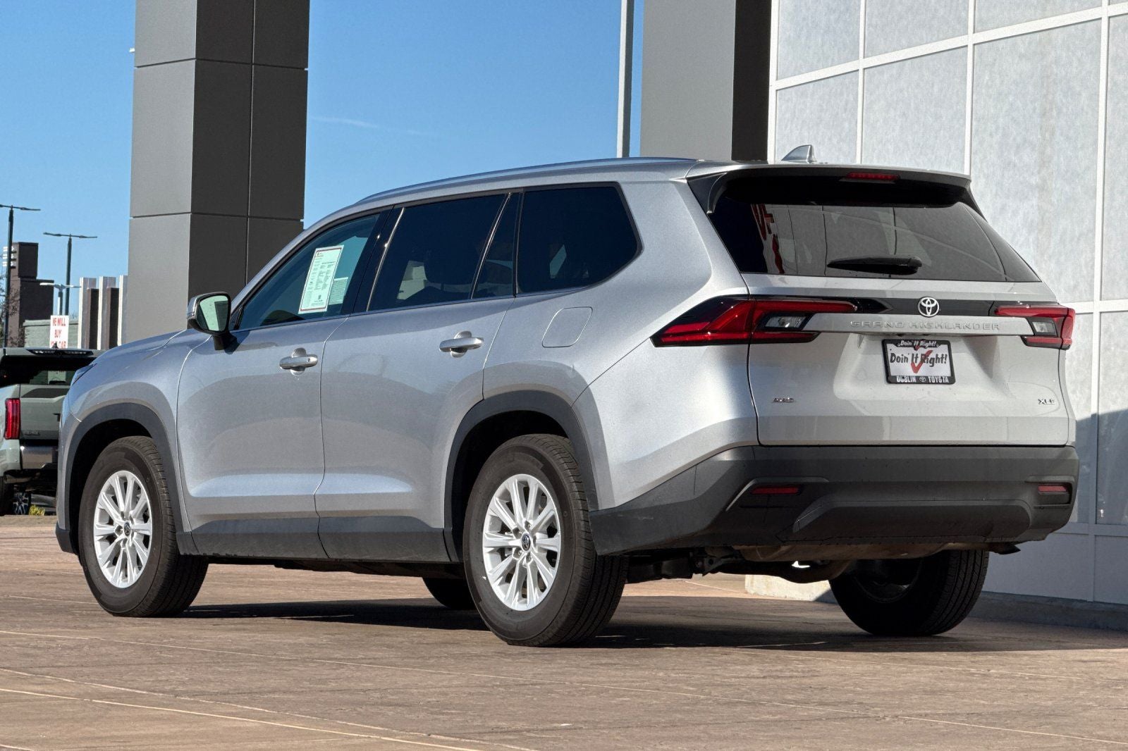 2025 Toyota Grand Highlander LE