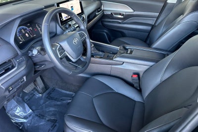2025 Toyota Grand Highlander XLE