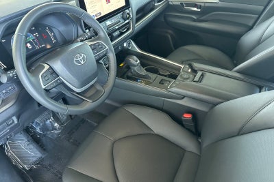 2025 Toyota Grand Highlander XLE