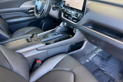 2026 Toyota Grand Highlander Hybrid XLE
